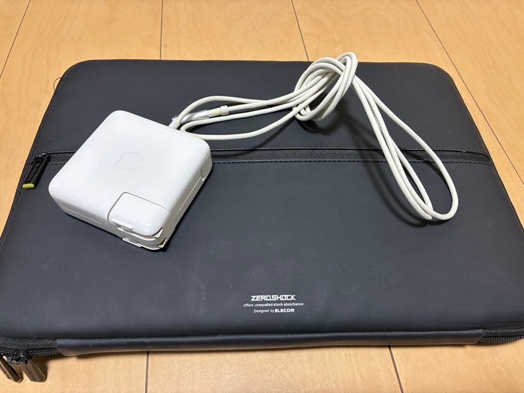 MacBook Pro 13インチ Mid2012 A1278 初期化済充電器付