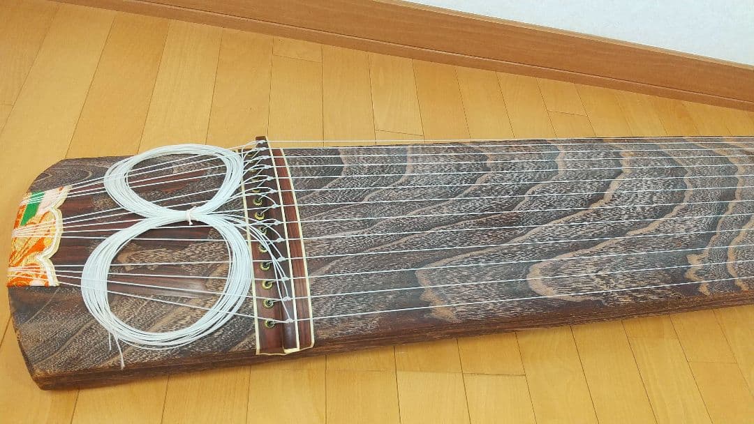 【金蒔絵入り】高級 和琴 お琴 13弦琴 お筝 和楽器 弦楽器 付属品多数