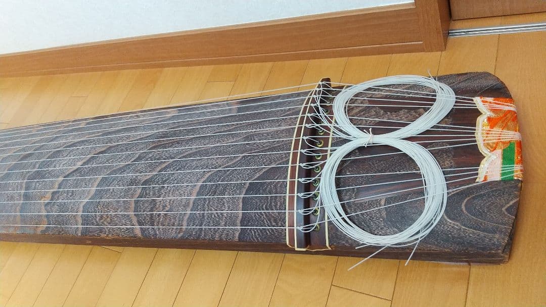 【金蒔絵入り】高級 和琴 お琴 13弦琴 お筝 和楽器 弦楽器 付属品多数
