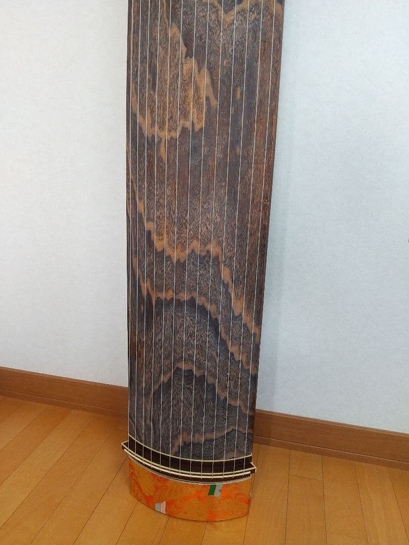 【金蒔絵入り】高級 和琴 お琴 13弦琴 お筝 和楽器 弦楽器 付属品多数