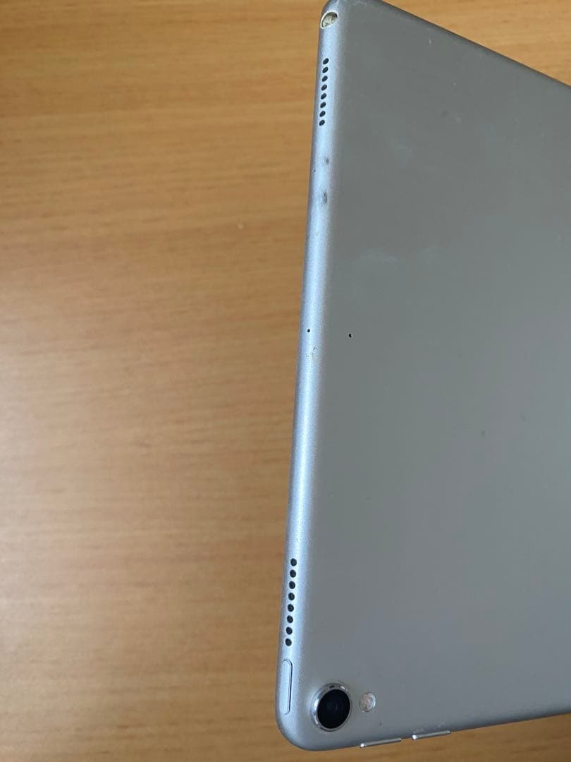 iPad pro 10.5インチ シルバー 2017