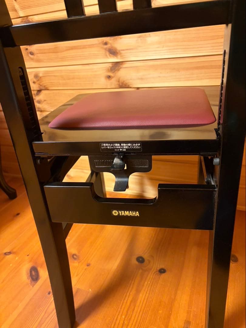 うさぎ　ヤマハ　トムソン椅子　美品
