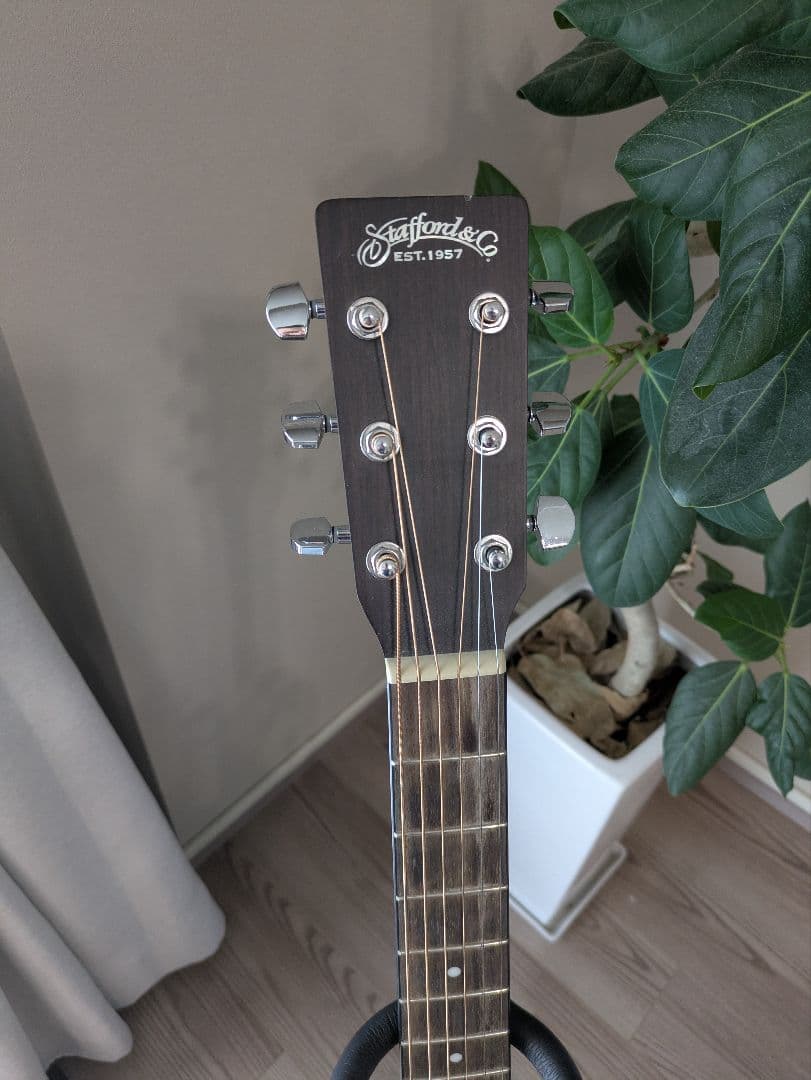 スタッフォード アコースティックギター