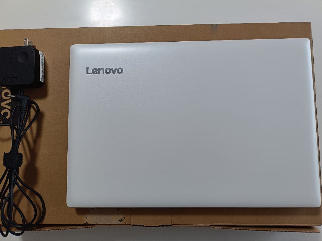 Lenovo ideapad 320　i5〈7200U〉12GB　HDD500G