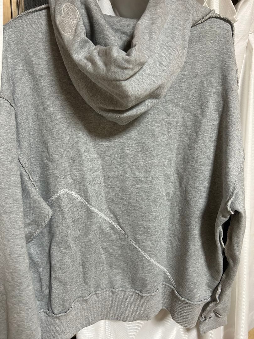 ずっと真夜中でいいのに。ずとまよ　リバーシブルパーカー