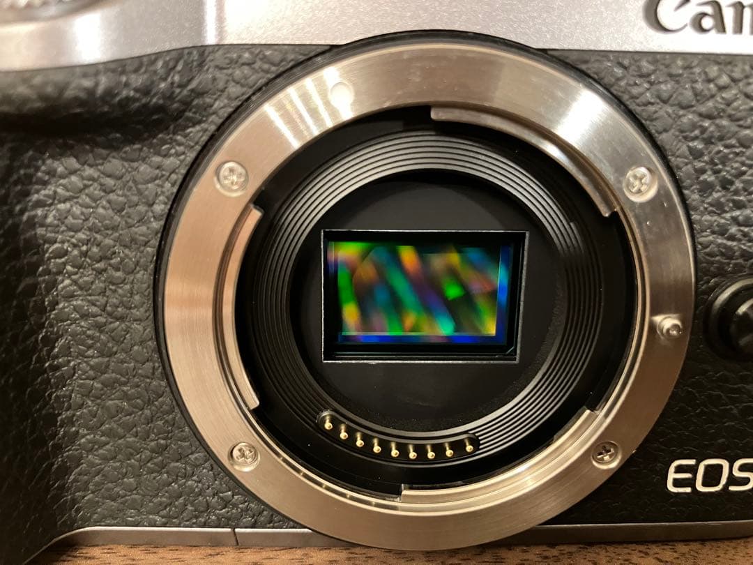 Canon EOS M6 Mark Ⅱ＋レンズEF-M 15-45mm