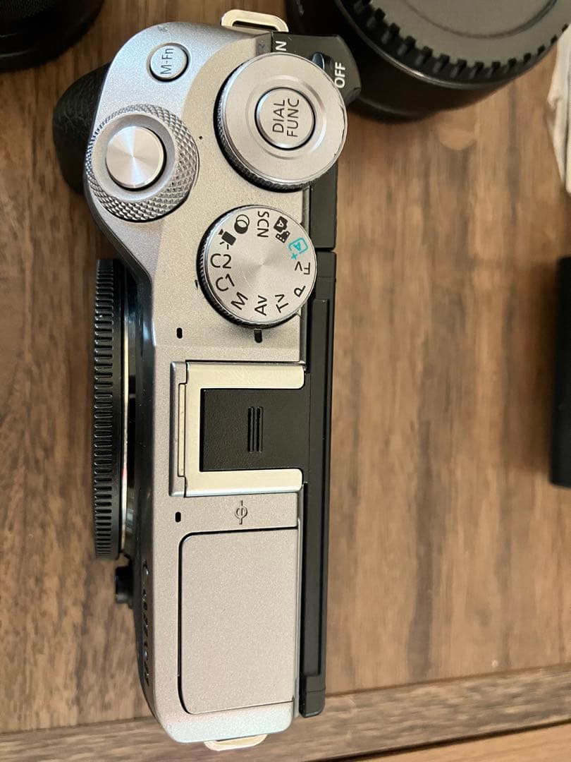 Canon EOS M6 Mark Ⅱ＋レンズEF-M 15-45mm