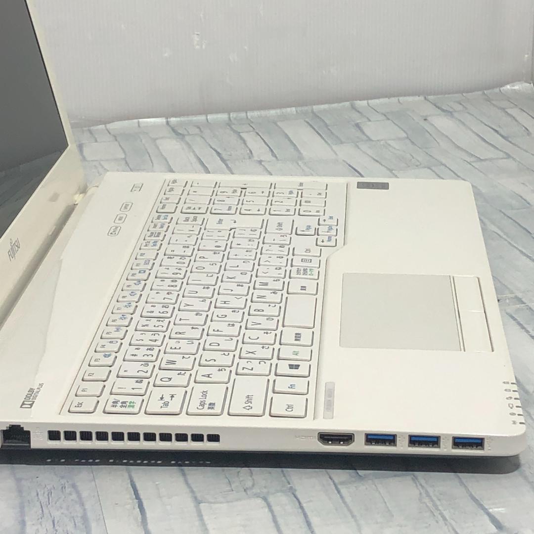 FMVノートパソコン本体 Core i7/1TB/8GB/Windows10搭載