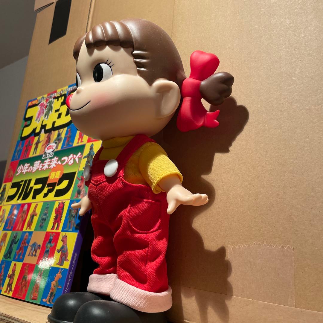 ペコちゃん　ソフビ