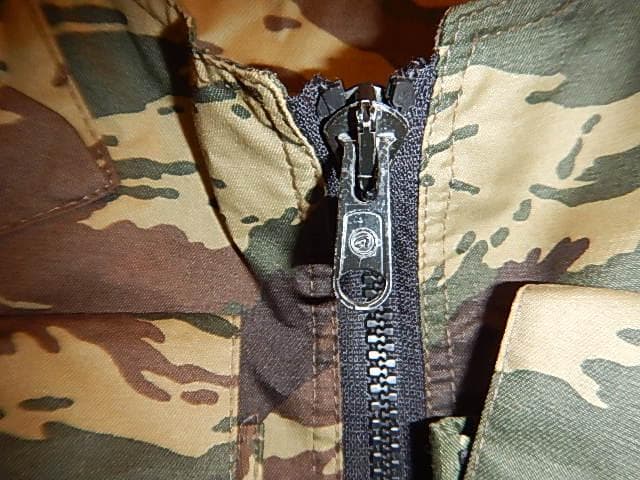 迷彩ベスト 　タクティカルベスト　ミリタリー　サバゲ―