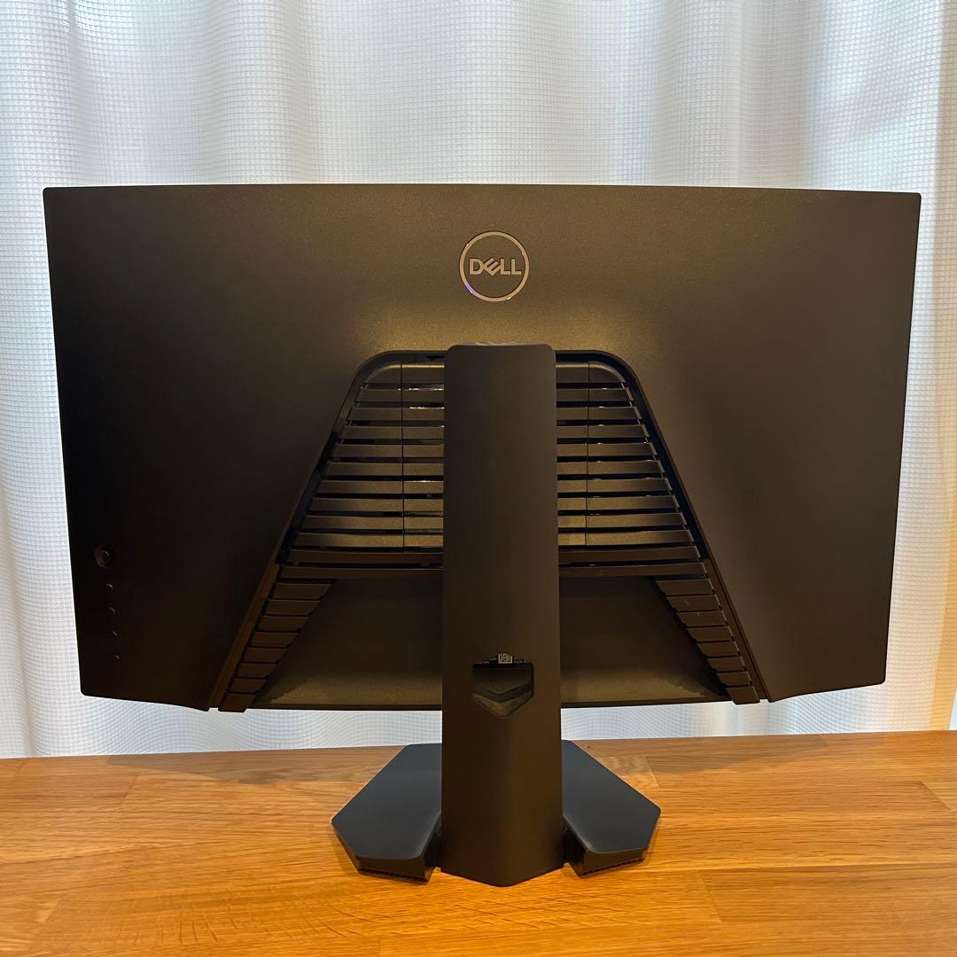 DELL 湾曲モニター　27インチ　s2722dgm