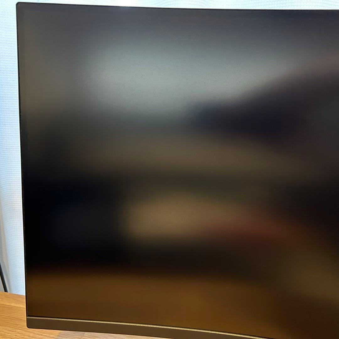 DELL 湾曲モニター　27インチ　s2722dgm