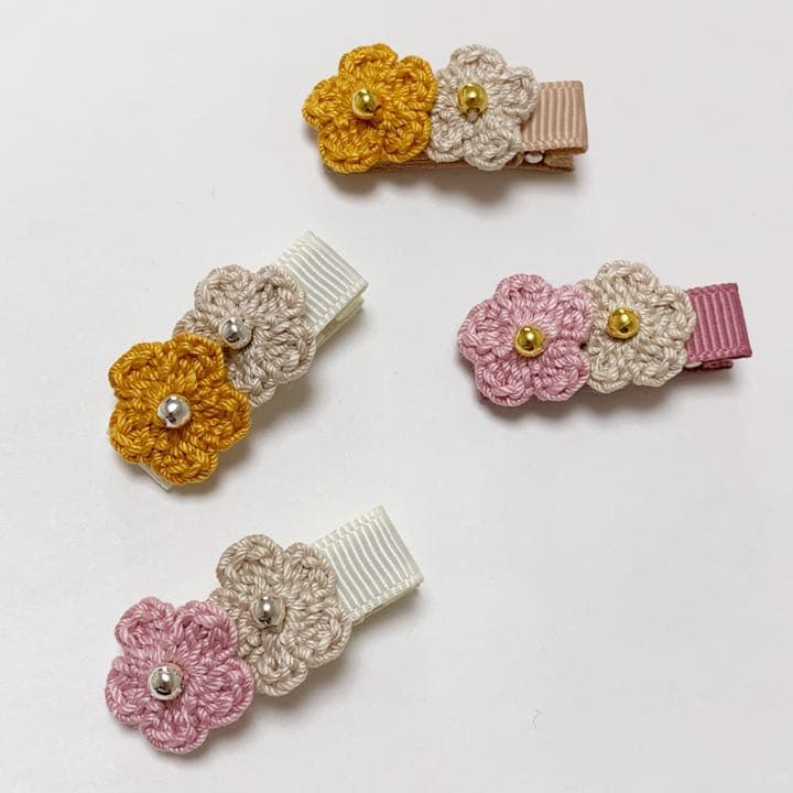 ♡ビーズ付きフラワー　ベビーキッズヘアクリップ　ヘアゴム　ヘアピン  手作り