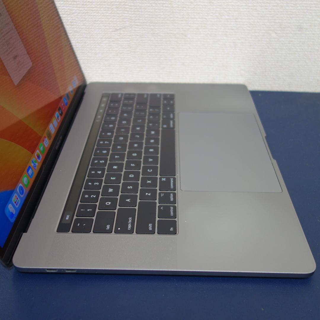 223）WinもMacBook Pro Mid 2017　15インチ/512GB