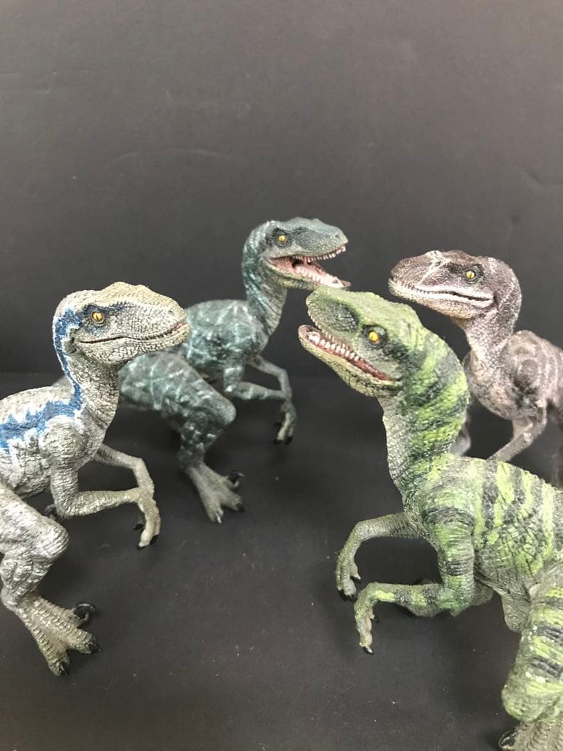 papo社リペイント ジュラシック・ワールド【ラプトル4姉妹】