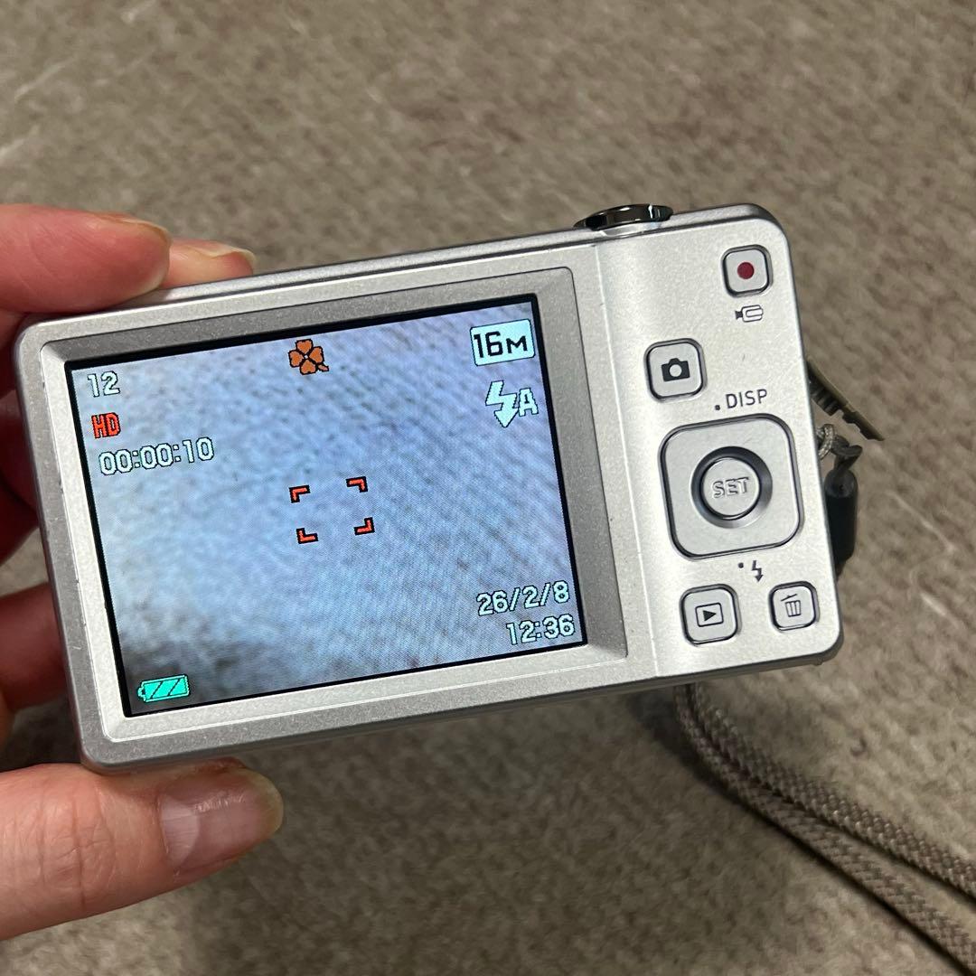【美品】CASIO デジタルカメラ　EX-ZS6