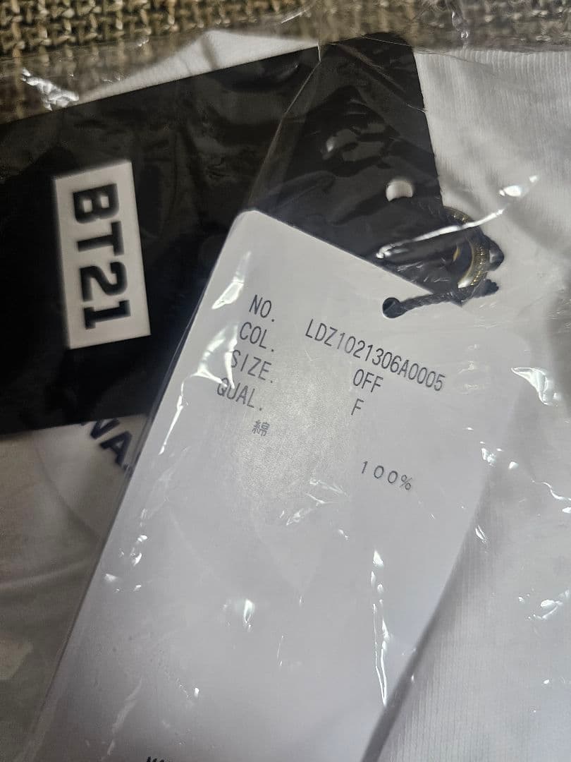 BTS　BT21×Loungedress　 Tシャツ　白　フリーサイズ