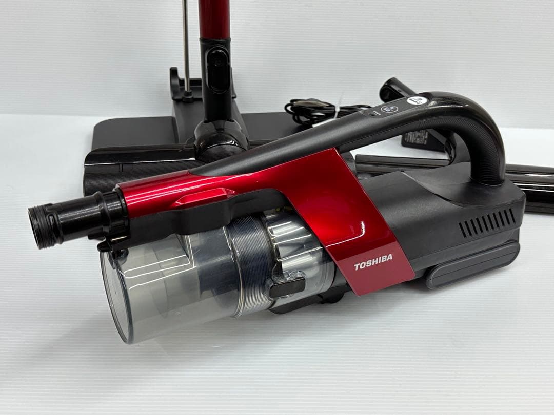 VC-CLX50 東芝　コードレス 掃除機　セット　中古　スティック　赤