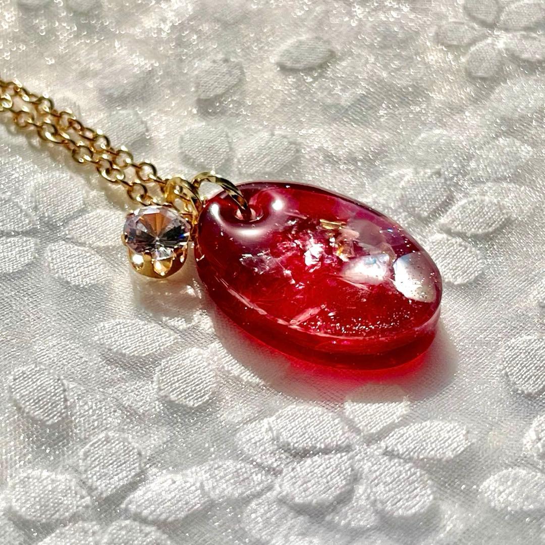 12個セット　ちょっと小さい宝石のような桃色と水晶　レジンネックレス