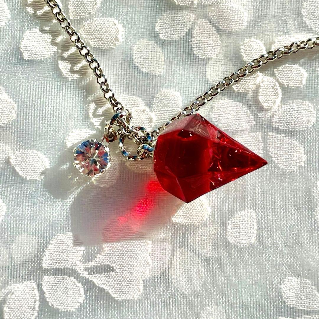 12個セット　ちょっと小さい宝石のような桃色と水晶　レジンネックレス