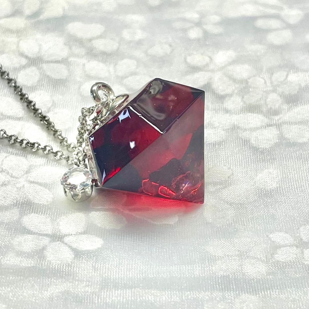 12個セット　ちょっと小さい宝石のような桃色と水晶　レジンネックレス