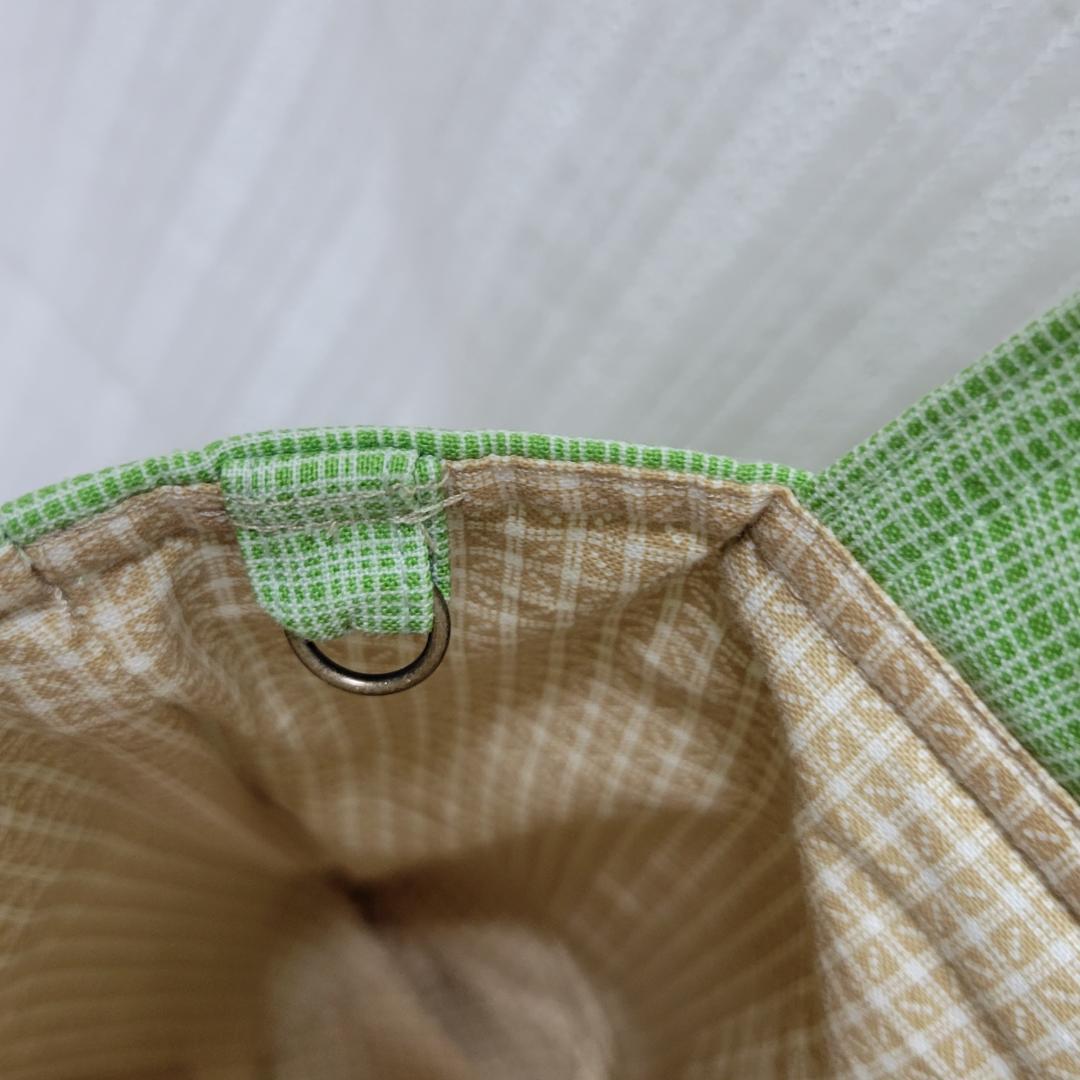 ステンドグラス　パッチワークバック　バラのバック