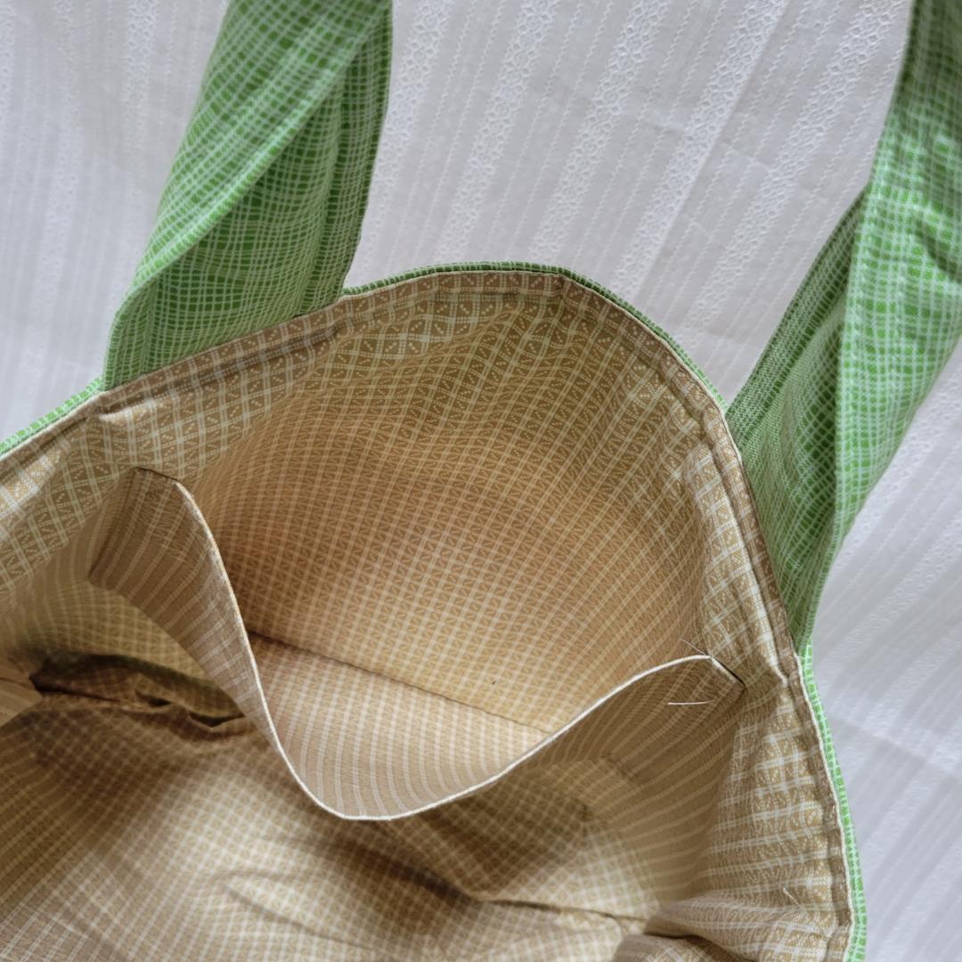 ステンドグラス　パッチワークバック　バラのバック