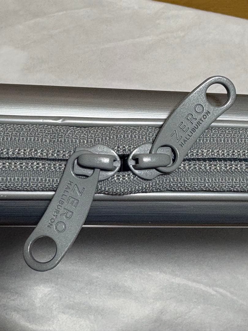 ZERO HALLIBURTON ゼロハリ パソコンケース ポリカ 新品 未使用