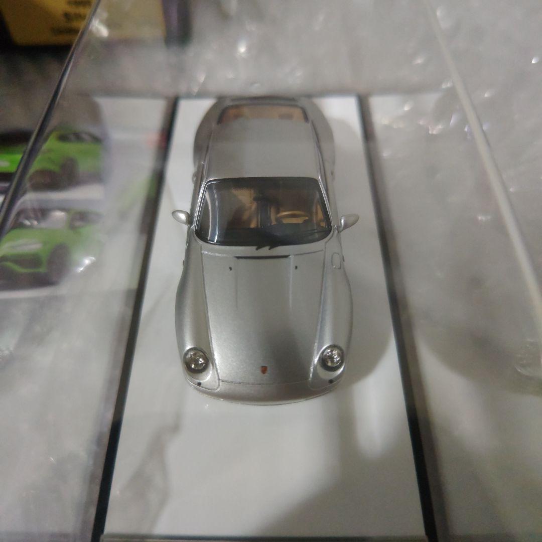 1/43　VISION　ポルシェ911　カレラ4　シルバー　1995