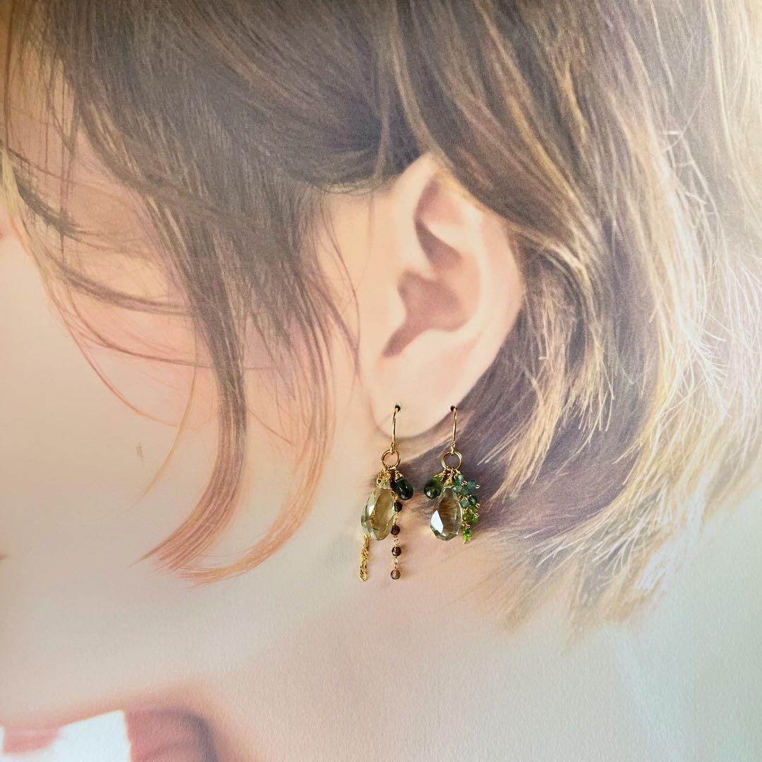 1527 グリーンアメジストの大粒ピアス　14kgf