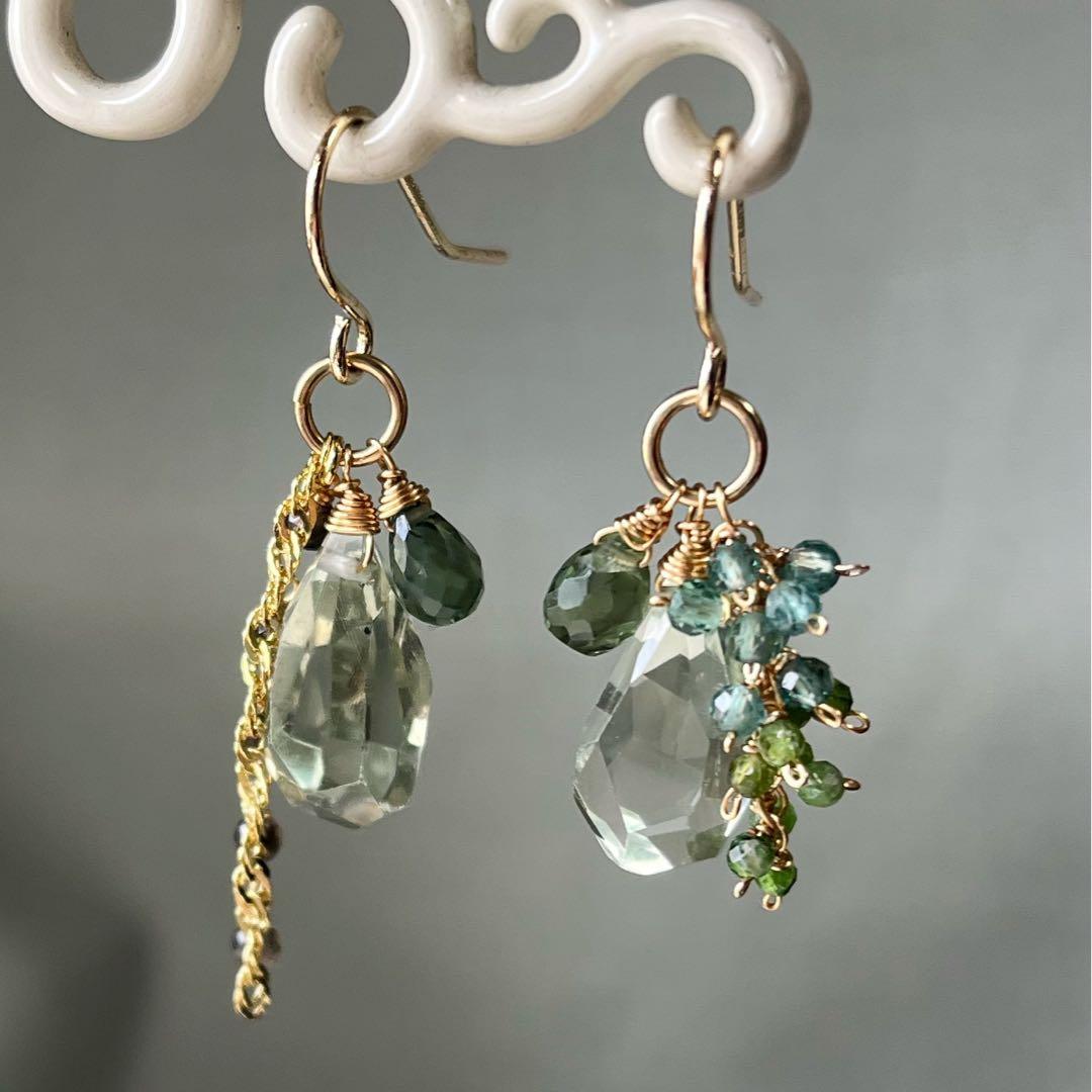 1527 グリーンアメジストの大粒ピアス　14kgf