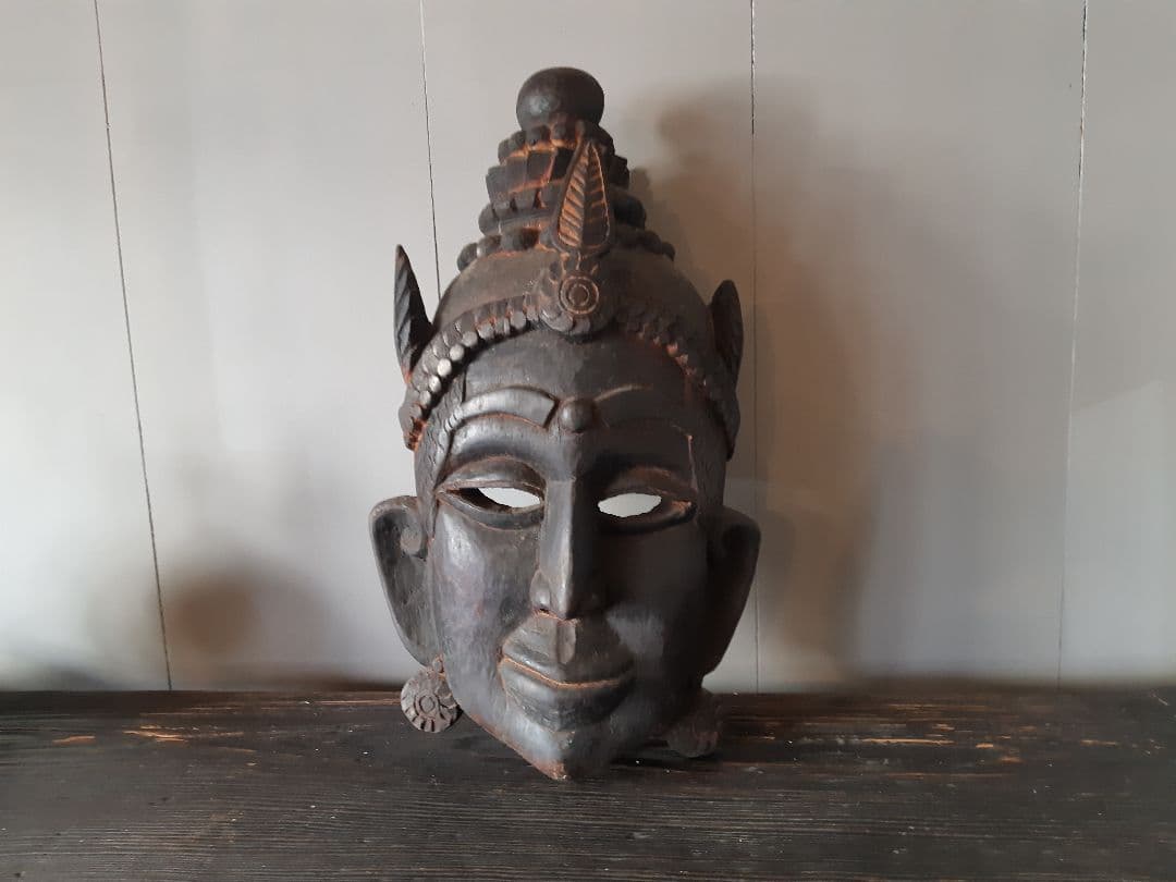 アフリカ　コンゴ　木彫り　仮面