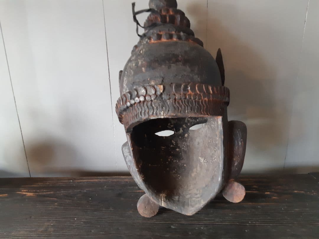 アフリカ　コンゴ　木彫り　仮面