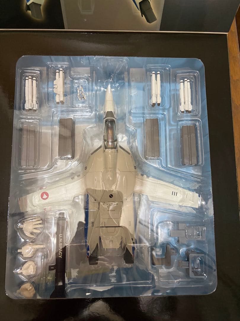 YAMATO VF-1A バルキリー マックス機 TV版　ゼントラーディ軍服付き