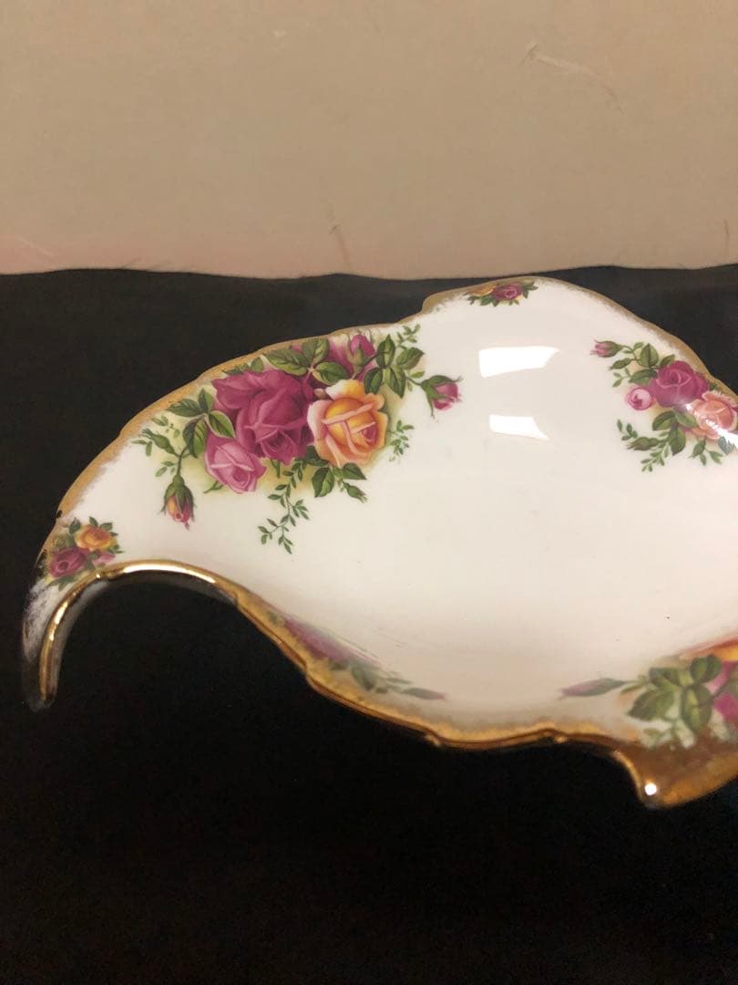 ロイヤルアルバート　プレート　美品です♡とても珍しいデザインです！