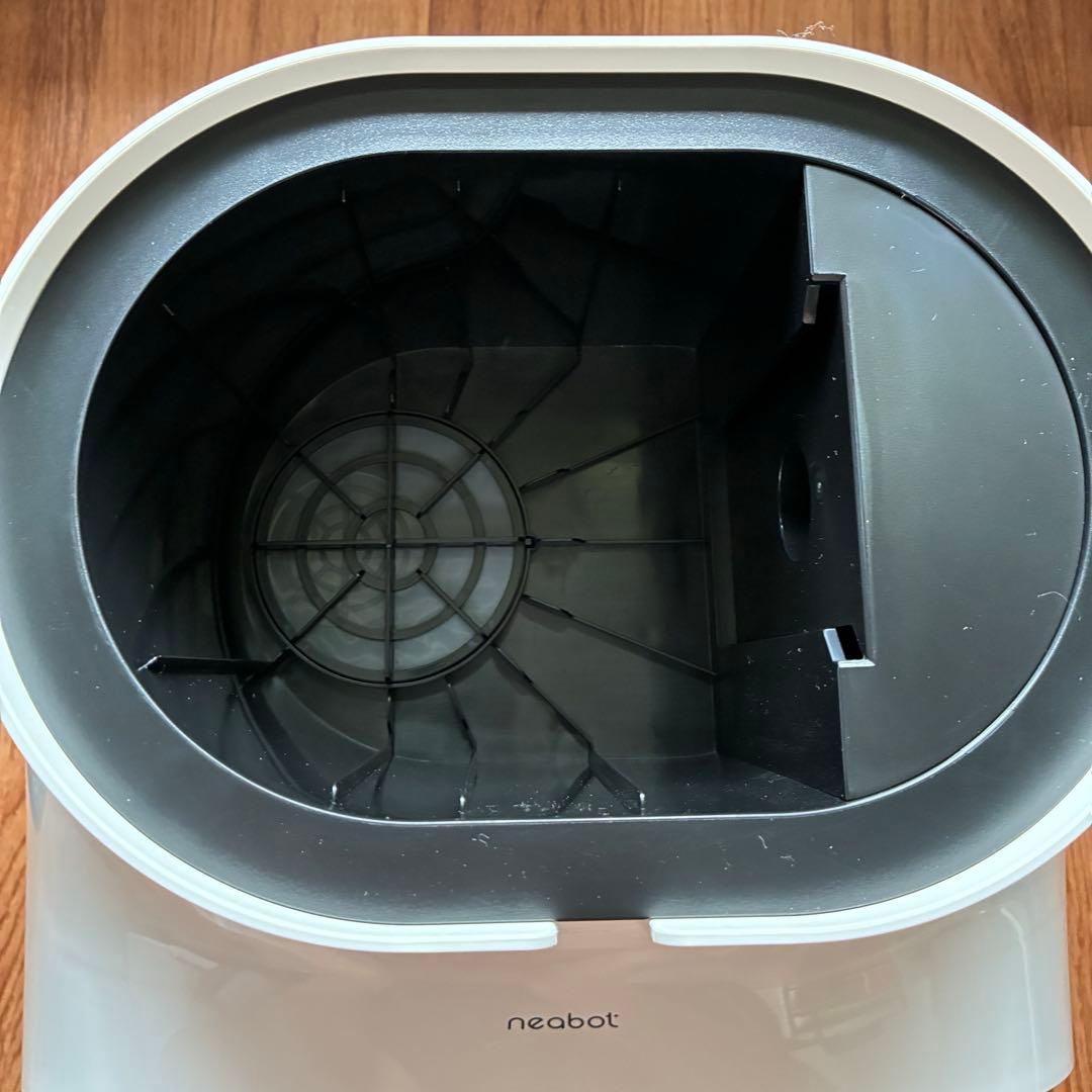 Neabot NoMo Q11 本体+ゴミ収集ステーション