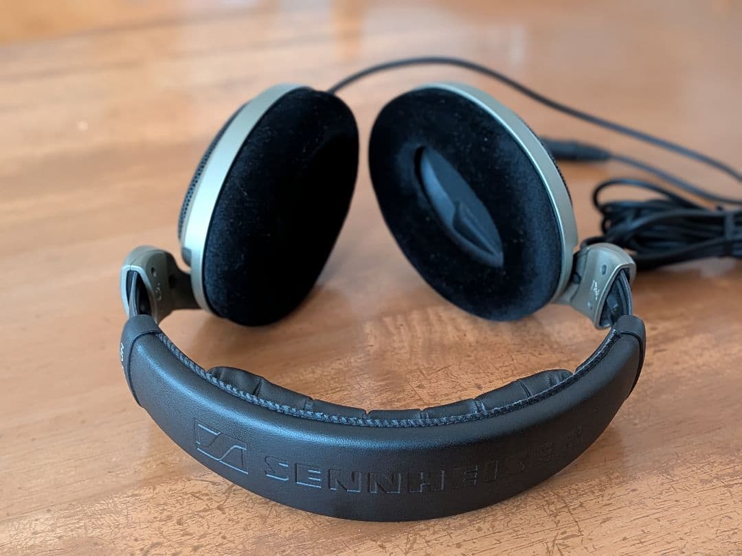 【ヘッドホンハンガー付】Sennheiser HD595 有線ヘッドホン