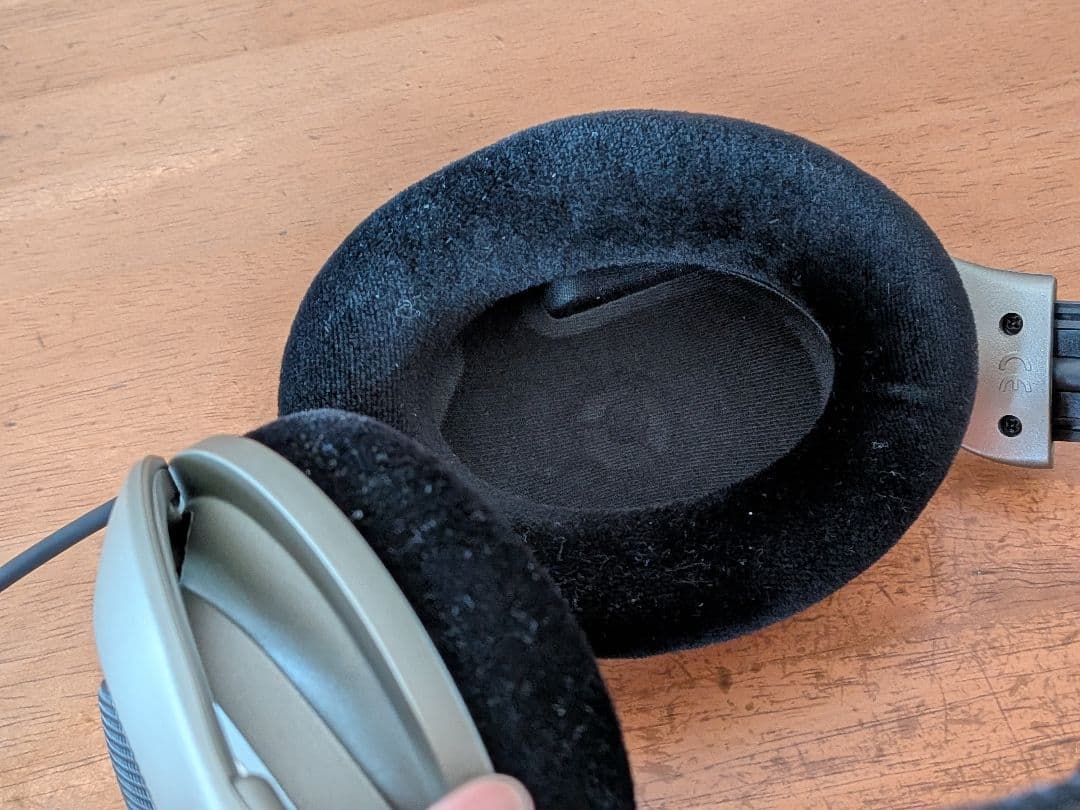 【ヘッドホンハンガー付】Sennheiser HD595 有線ヘッドホン