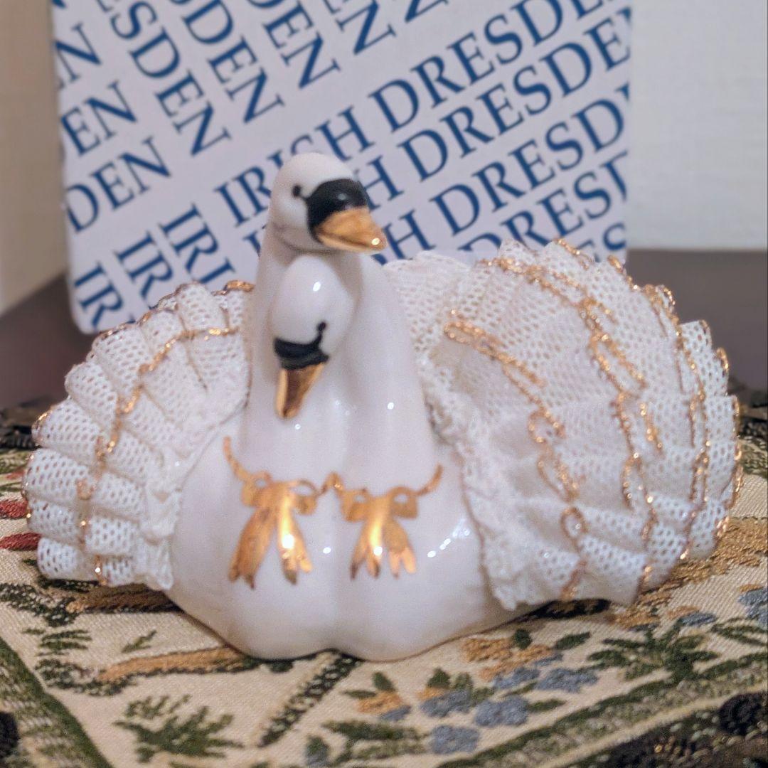 希少 アイリッシュドレスデン スワンカップル 磁器レース 箱・しおり付