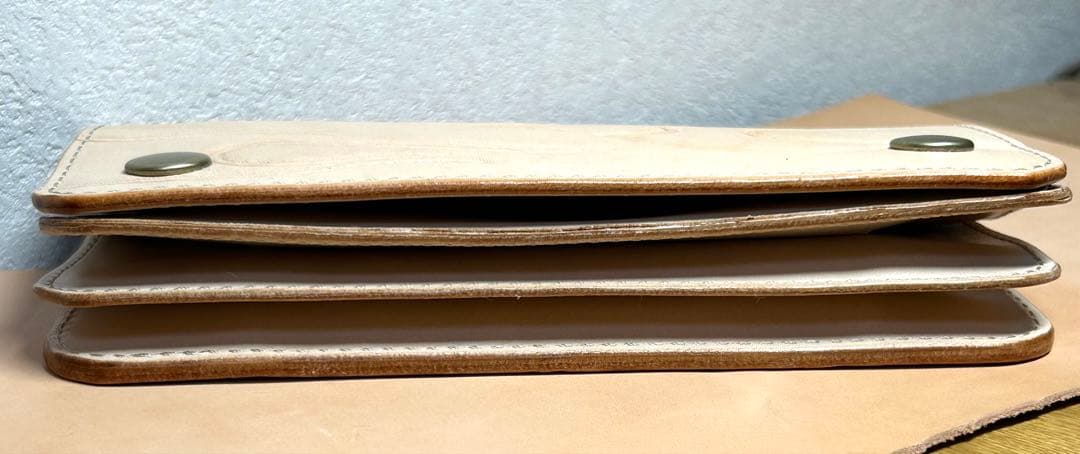 トラッカーウォレット　ヌメ革　ロング　3層　アメカジ　バイカー　コンパクト財布