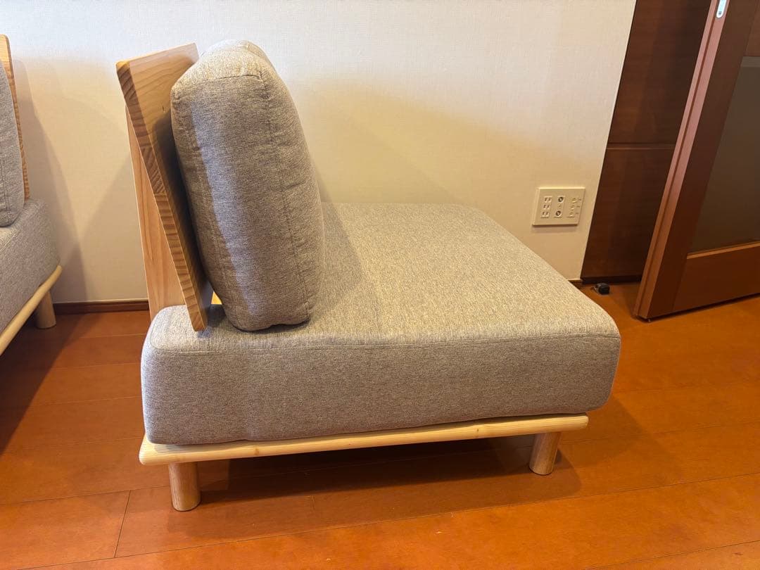 Ricordo ファブリックローソファ 1人掛け