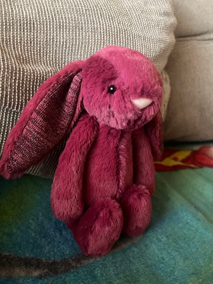 ぬいぐるみ  Bashful Sparkly Cassis Bunny