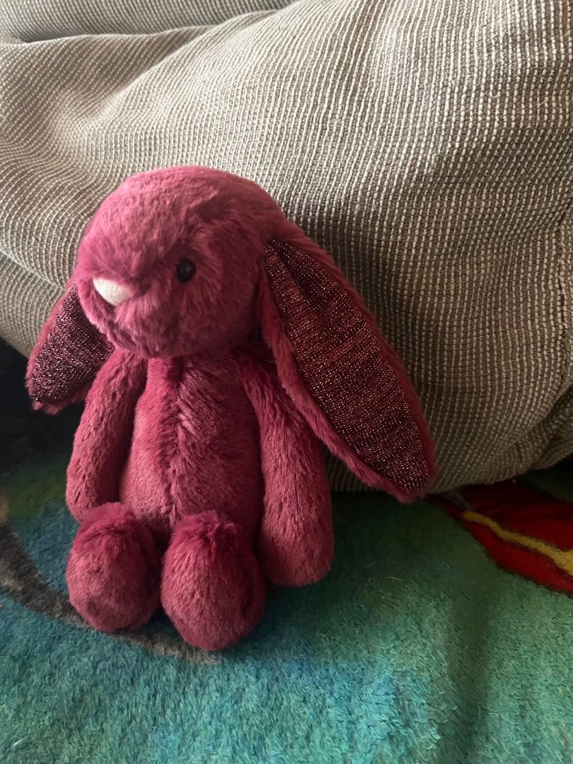 ぬいぐるみ  Bashful Sparkly Cassis Bunny