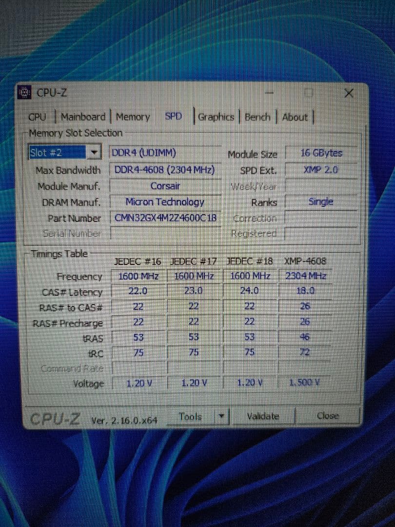 Vengeance RGB RT DDR4 4600MHz 32GBキット2つ