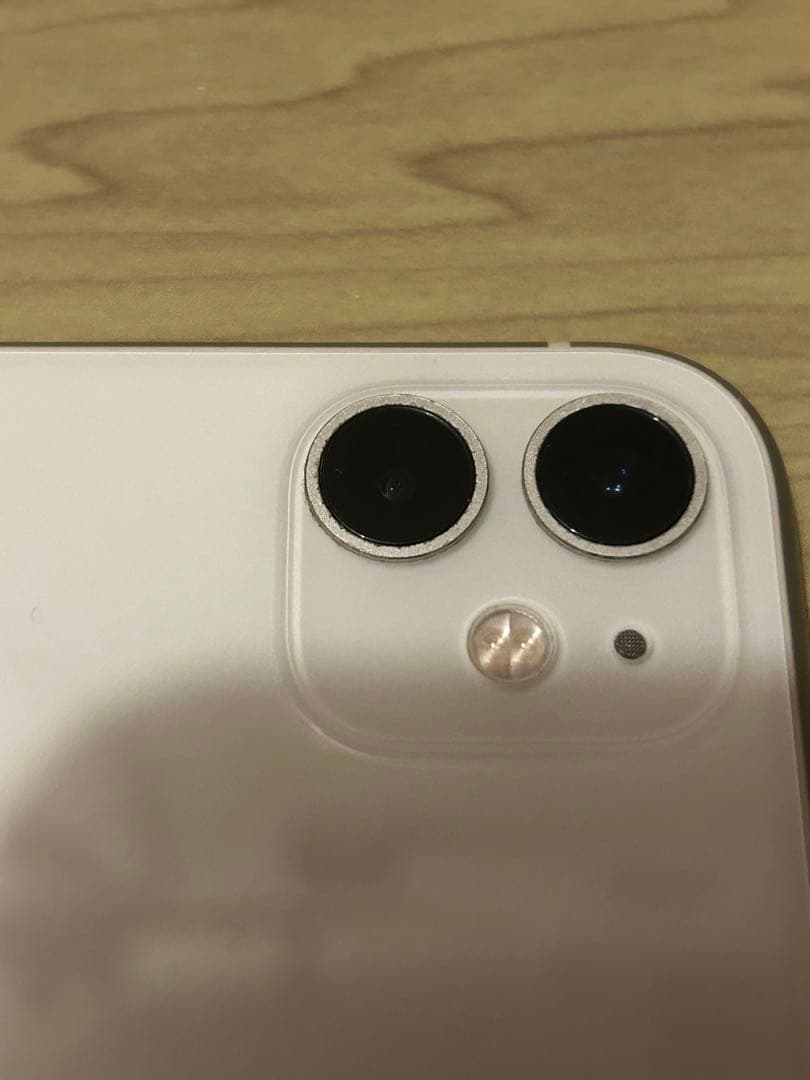 SIMフリー　iPhone 11 64GB バッテリー76