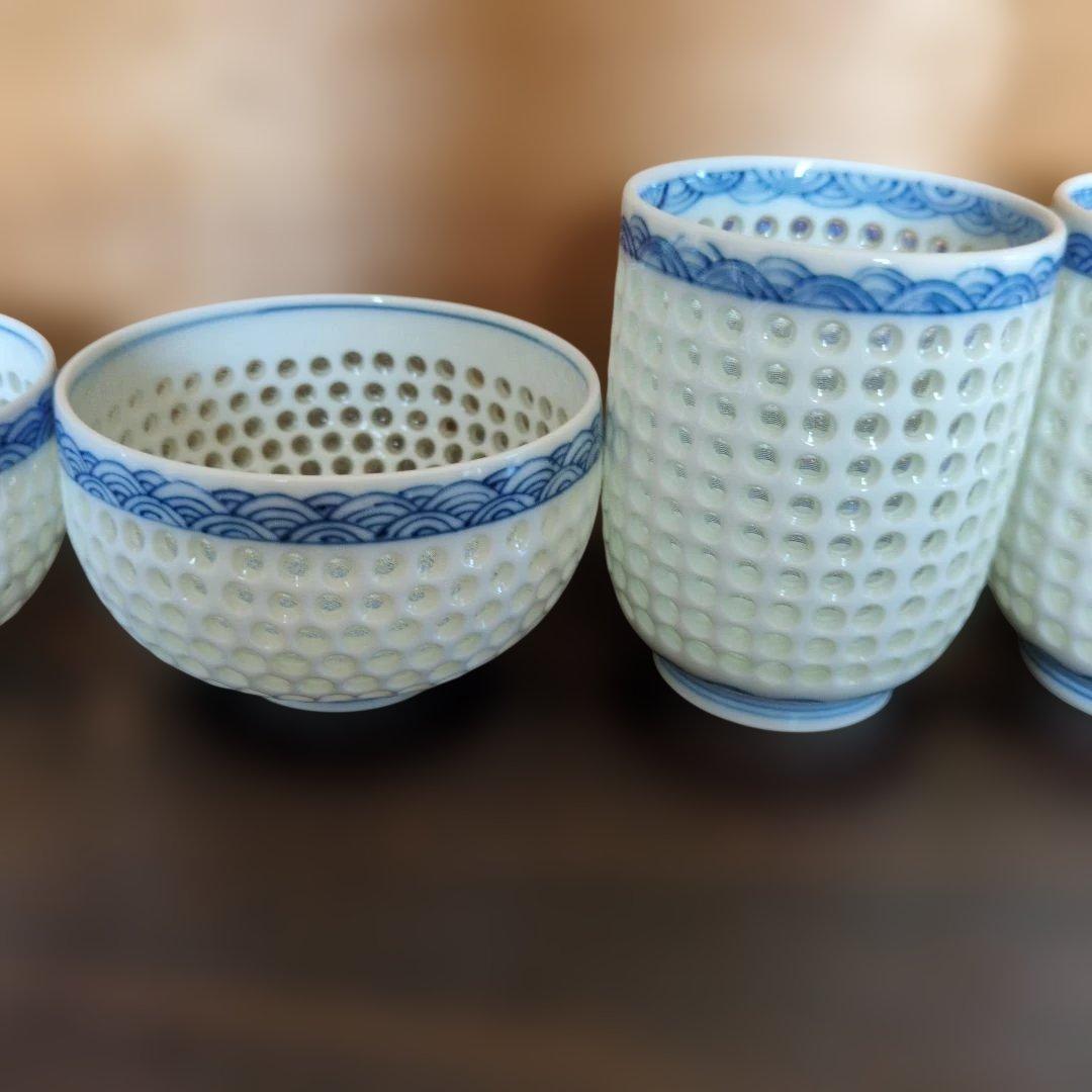 『美品』波佐見焼　丹心窯　水晶彫 水晶青海波　　和食器 湯呑み茶碗 ２種 箱付