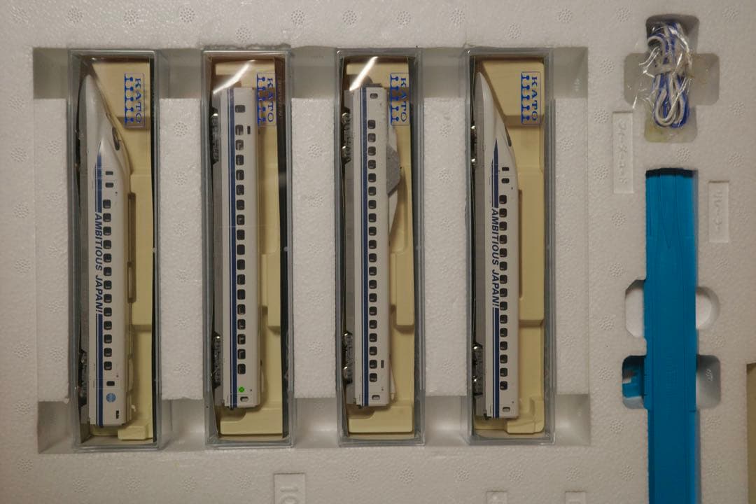 KATO Nゲージ スターターセットスペシャル700系新幹線のぞみ 10-001