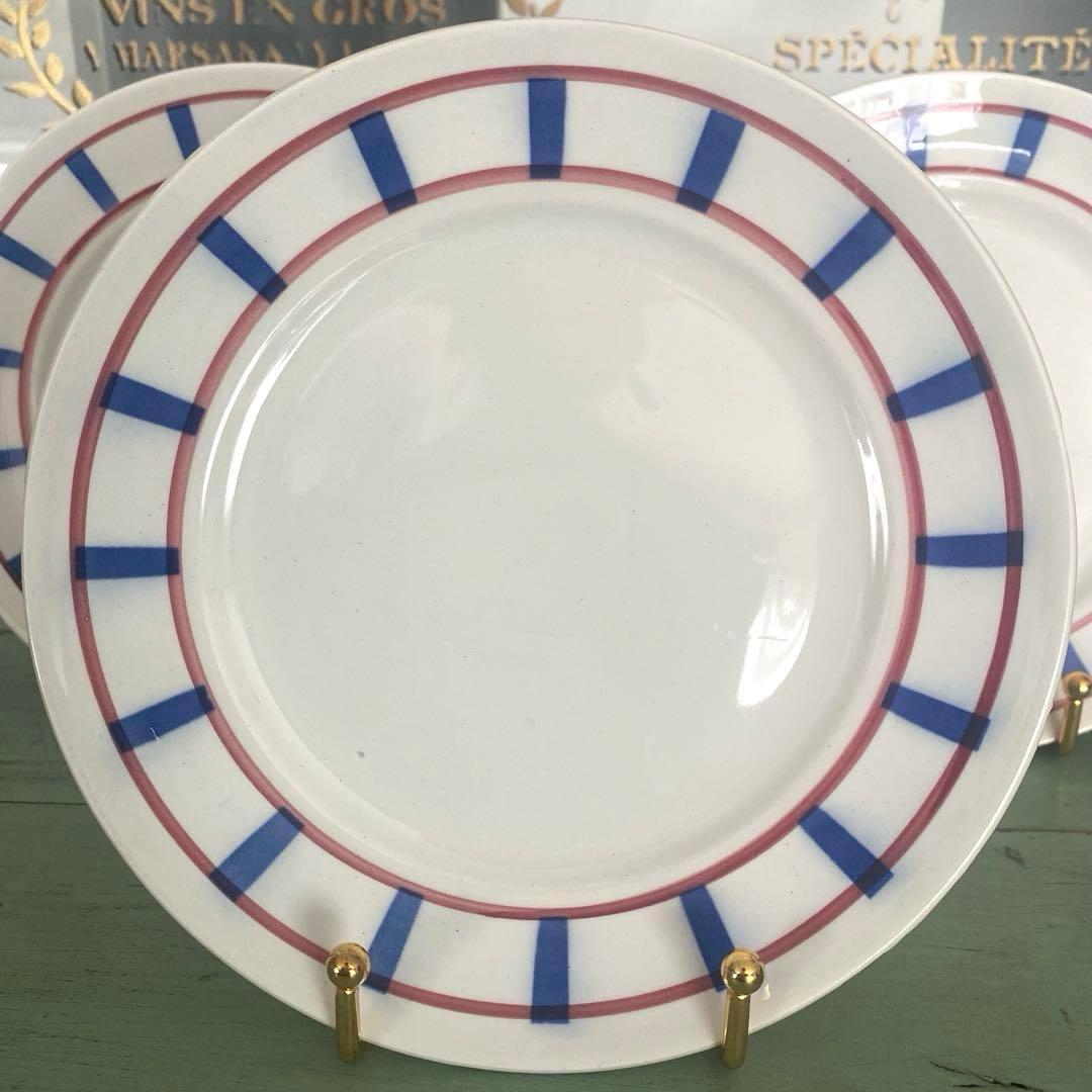 Moulin des loups 　ムーランデルー BASQUEバスクプレート