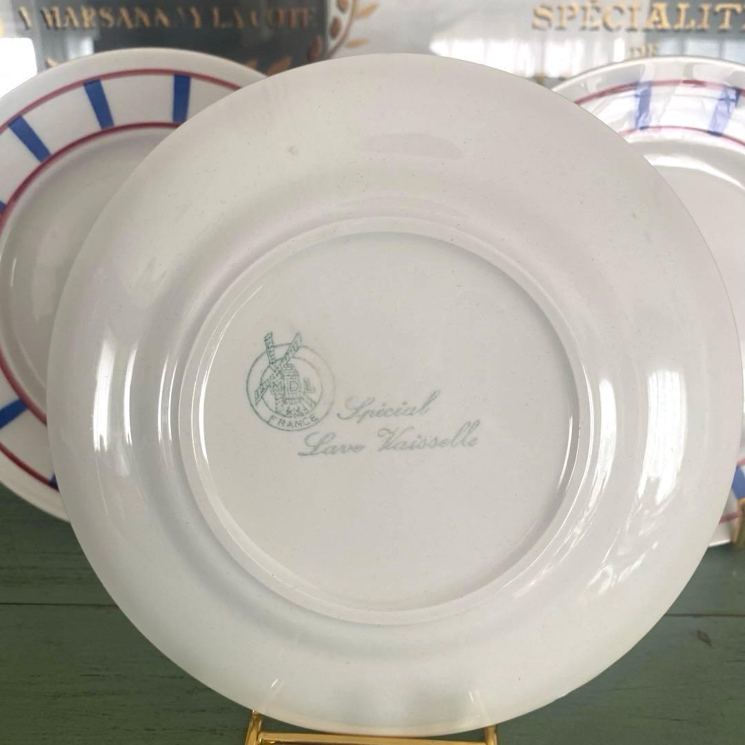 Moulin des loups 　ムーランデルー BASQUEバスクプレート