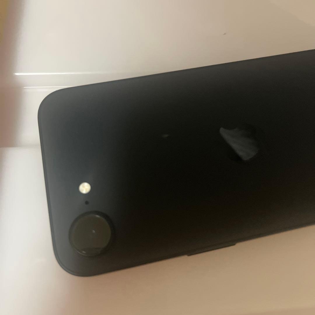 iPhone16e 128GB 保証2026.11 SIMフリー